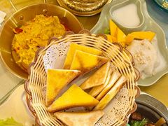 -玖月时尚泰式餐厅