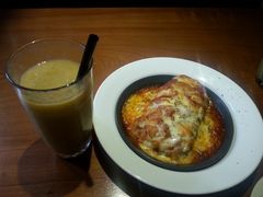 -JINNS锦时 steak&pizza(浸信会礼拜堂旧址店)