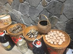 -八源地千岛湖土菜馆·有机鱼(塘苗路十九年店)