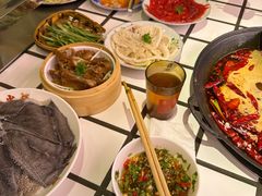 -朱光玉火锅馆(正弘城店)