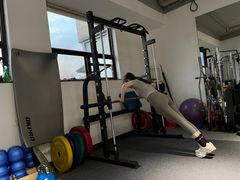 -持之以恒健身工作室(建国酒店)