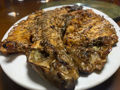 烤虹鳟鱼-望湖烤鱼