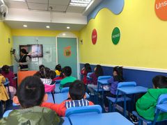 -LILY英语思维馆(玉泉路店)