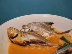酸茭白渔家烧杂鱼-三利音·玖弄小鲜(浦东嘉里城店)