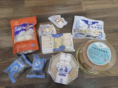 -正飞鲜奶(吐鲁番路店)