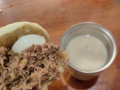 黄老太牛肉烧饼-老西关黄老太牛肉烧饼