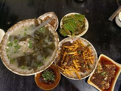 -醉八仙热酒馆(渝中店)