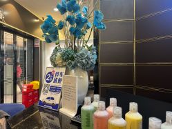 -八佰伴8008星级形象店