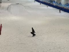 -乔波室内滑雪场