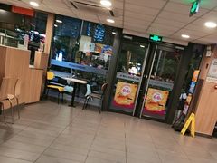 -麦当劳(湛江大厦店)