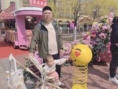 -王府井奥莱棋盘山小镇