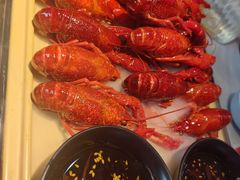 -肥肥虾庄·金牌油焖大虾(汉口城市广场店)