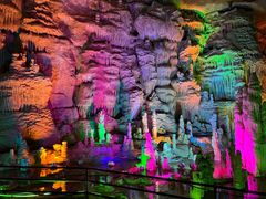 -泰安地下龙宫景区