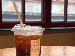 -星巴克臻选(上海今潮8弄店)
