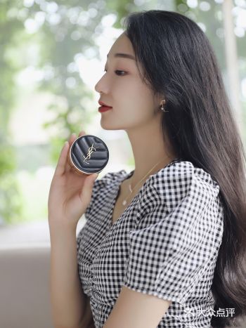 信封包气垫=ysl皮气垫！好看到舍不得用！
