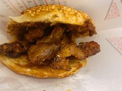 五花肉夹烧饼-老徐烧烤涮肚(交道口店)