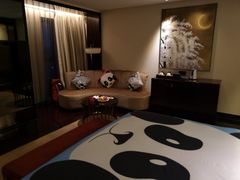 -成都保利公园皇冠假日酒店(熊猫基地店)