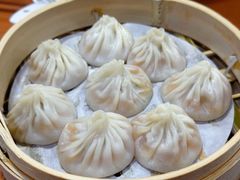 蟹粉蟹膏鲜肉双拼-莱莱小笼·乔艾