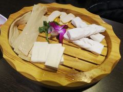 豆腐四拼-老诚一锅羊蝎子(黄寺大街店)