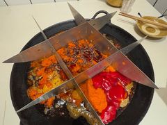 -岗上渣渣老火锅(两路口店)