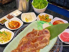 -木槿花韩式炭烤·熟成肉工坊(孙文东路店)