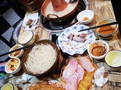 -香香腊排骨.野生菌火塘总店(束河店)
