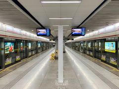 -衡山路(地铁站)