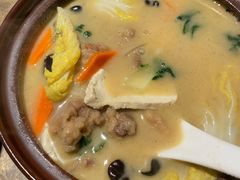 京城酥肉锅-四季民福烤鸭店(西单华威约饭街店)