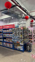 -逝水玩具折扣店