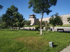 -城墙带状公园-大同古城墙广场停车场