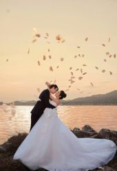 -拾年·定制婚纱摄影