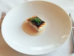 香煎鲈鱼-Caprice(香港四季酒店)