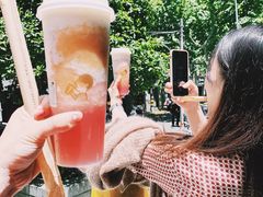 芝芝桃桃-喜茶(上海打浦桥日月光gelato lab+店)