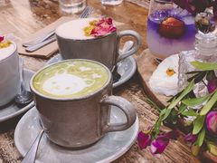 -FLOVIE FLORIST CAFE