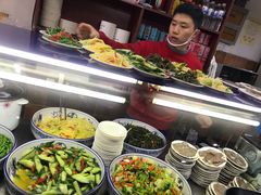 自助取餐区-陇上全荟兰州传统牛肉面(延吉路店)