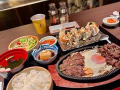 -新百广场(地铁站)