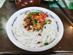 南昌拌粉-龙老五汤店(站前西路店)