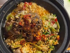 -老牌坊云南鱼豆花火锅(哈西万达店)