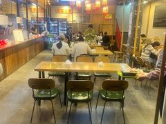 -丽丽三鲜螺蛳粉(田林路店)