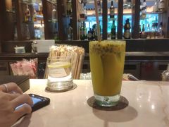 -广州中心皇冠假日酒店·汇点大堂吧