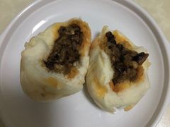 麻辣香菇鸡丁包-老陶包子铺(南大西南村店)