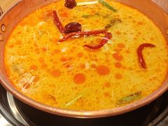 -洱火云南酸菜牛肉火锅(石景山当代商城店)