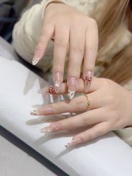 -艾珂·美甲美睫