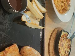 -必胜客(WOW宝龙城市广场店)