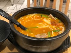 酸汤肥牛过桥米线-云味馆过桥米线(皇庭广场店)