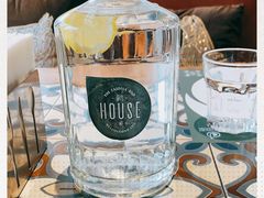 -静香HOUSE·全时段融合餐厅(七星欢乐颂店)