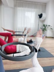 -馨媛瑜伽普拉提