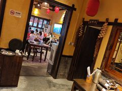 -富正毅三下锅·湘西韵味(天门山索道店)