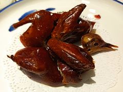 脆皮乳鸽-顺峰海鲜酒楼(省府店)
