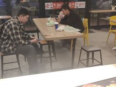 -新华百货CC Park购物广场